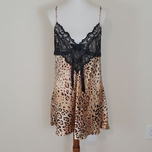 Cinema Exotic animal print chemise size XL